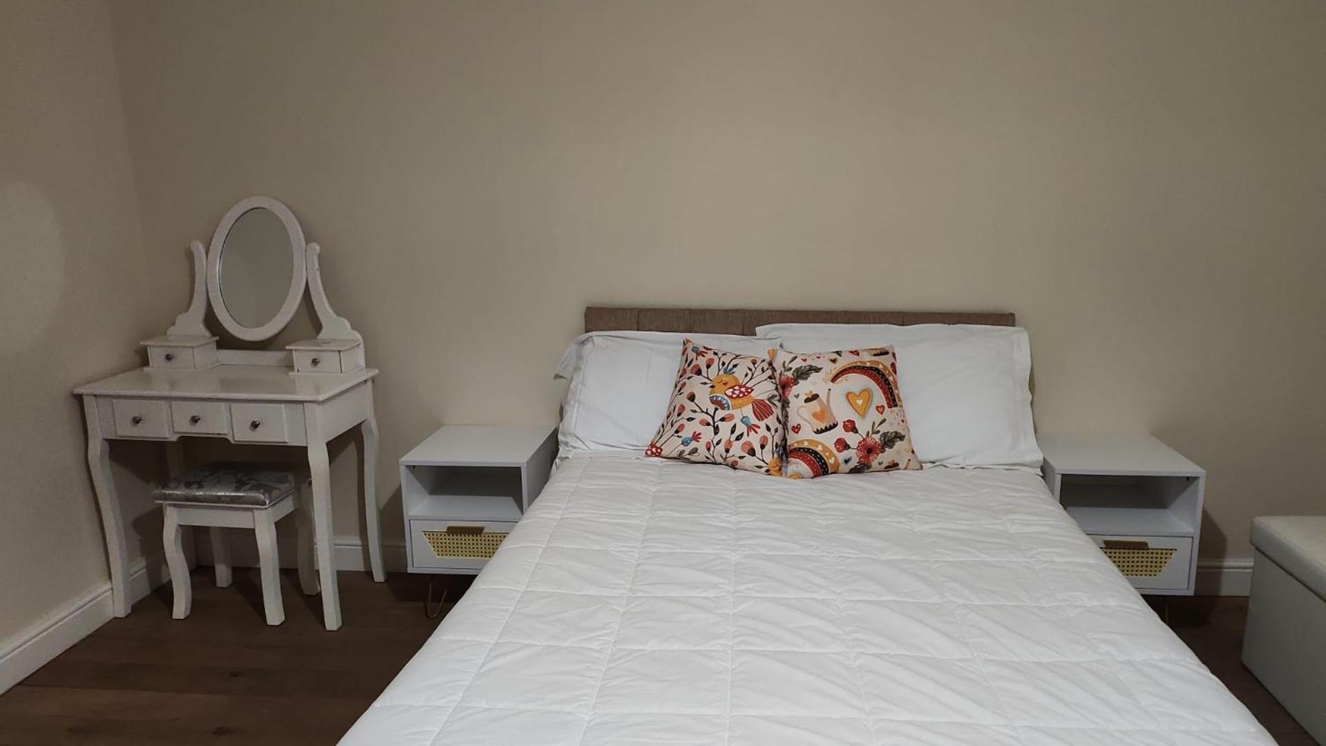 Large 2 Bed Holiday Let In Central Ystradgynlais Εξωτερικό φωτογραφία